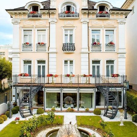 Hotel Villa Am Kurpark Bad Homburg vor der Hohe Bagian luar foto