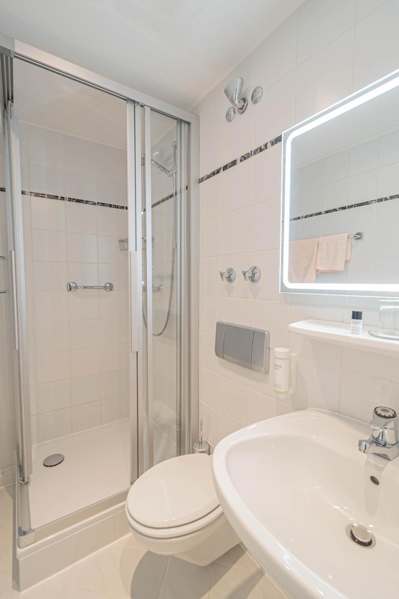 Hotel Villa Am Kurpark Bad Homburg vor der Hohe Ruang foto